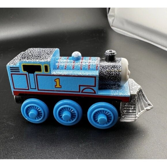 Snow Covered Thomas Wooden Railway Vtg 2003 Train Engine Learning Curve Limited - Picture 13 of 16